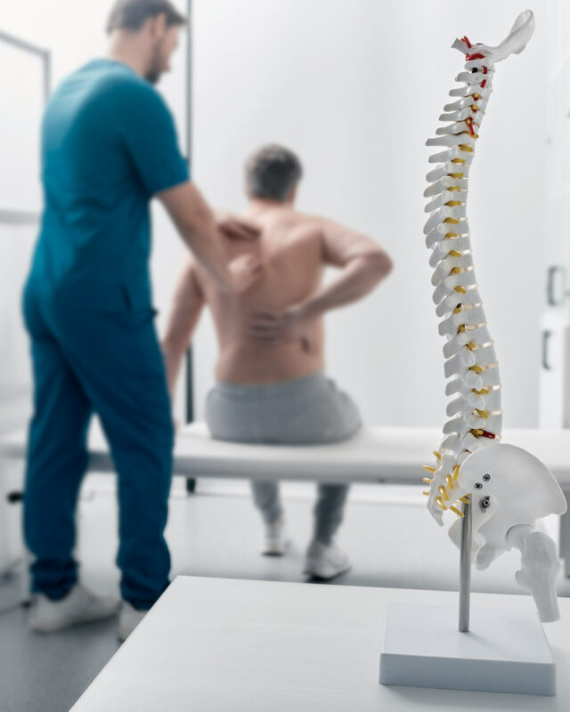 Primo Centri Medici Osteopatia Osteopata Trattamento Schiena