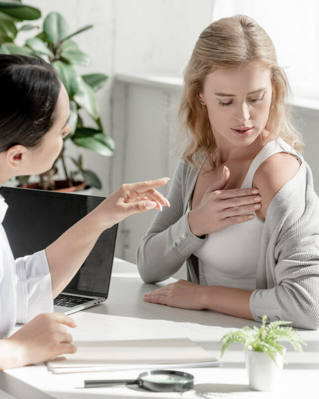 Dermatologa Paziente Centri Medici Primo
